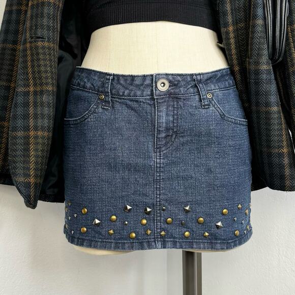 Denim Jean Studded Micro Mini Skirt Low Rise Size 9 - Picture 1 of 8